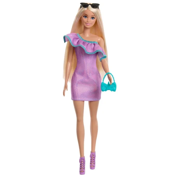 Barbie Doll and Fashion Accessory Set - Image 3