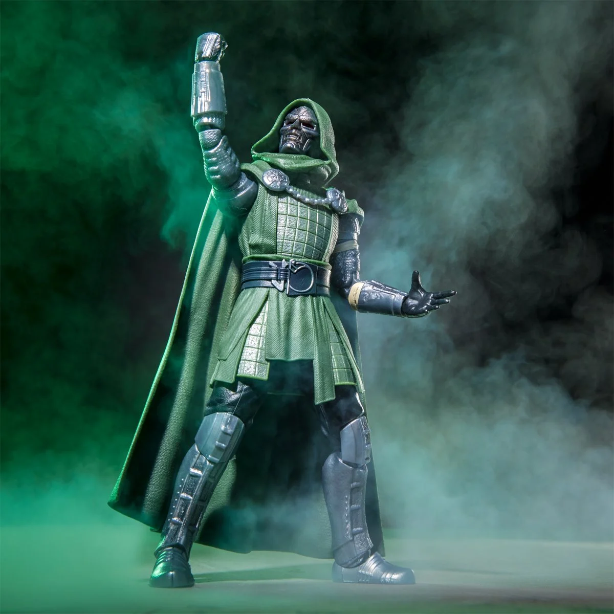 Avengers Doomsday Marvel Legends Series Doctor Doom 6-Inch Action Figure